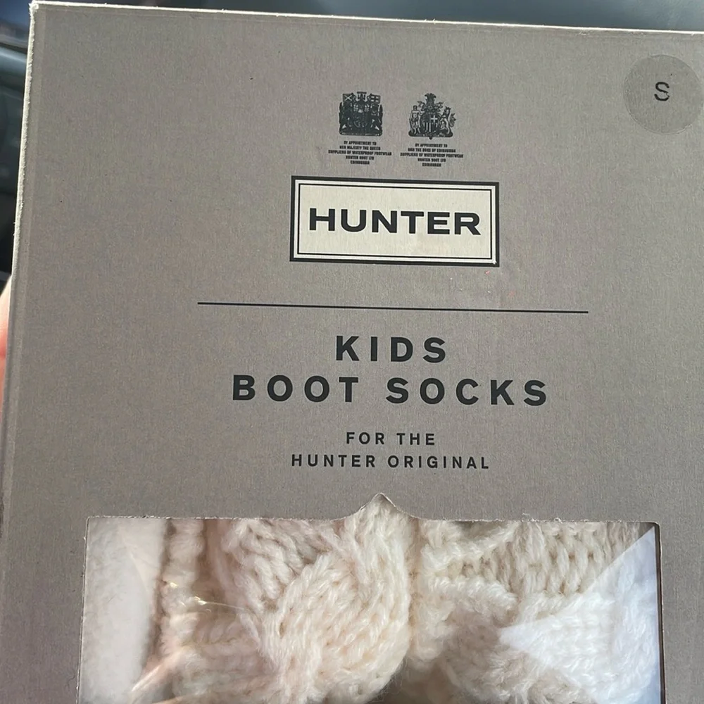 NWTS! Brand new in box! Boot socks for original kids Hunter boots! Cream cable